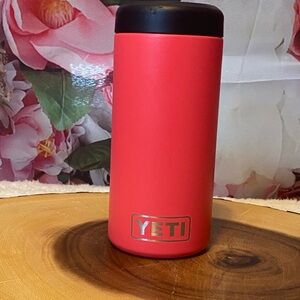 RAMBLER®
12 OZ COLSTER® SLIM CAN COOLER